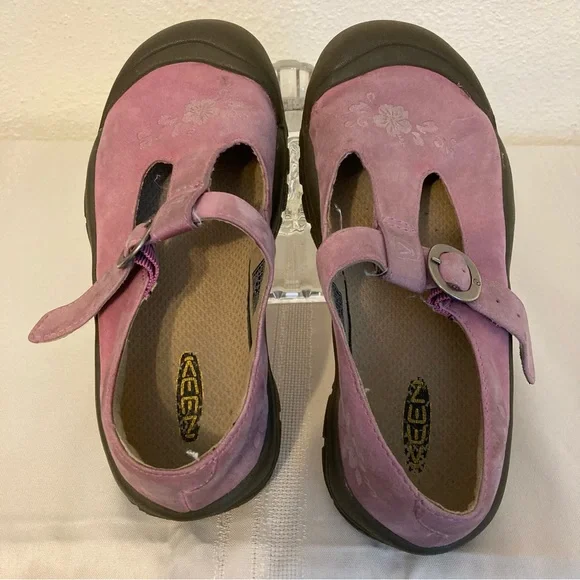 Kids Keen Mary Jane Pink Suede Upper with floral accents on top Size 2 Shoe - Picture 8 of 9